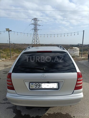 Mercedes C 220 2006, 322,000 km - 2.2 l - Bakı