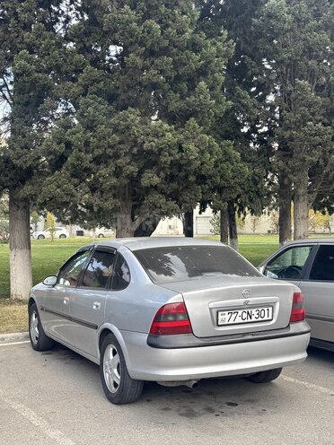 Opel Vectra 1998, 350,600 km - 1.8 л - Bakı