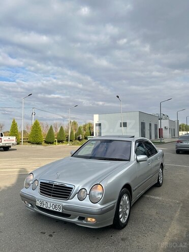 Mercedes E 220 2000, 325,000 km - 2.2 l - Ağcabədi