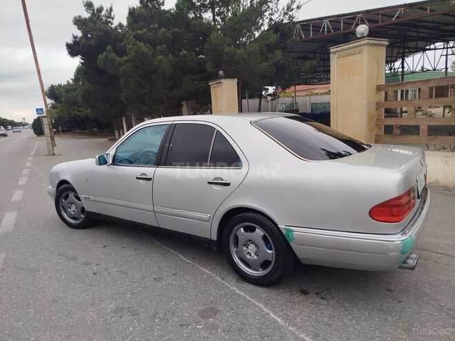 Mercedes E 280 1996, 300,000 km - 2.8 l - Bakı