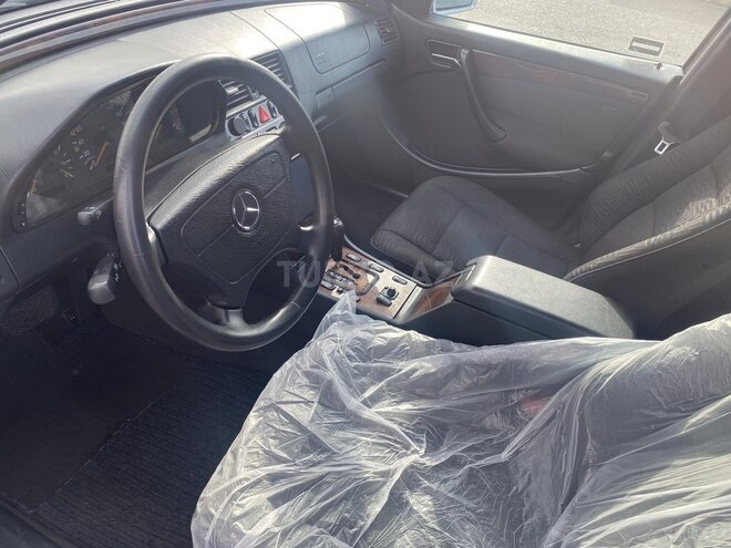 Mercedes C 220 1999, 415,650 km - 2.2 л - Bakı