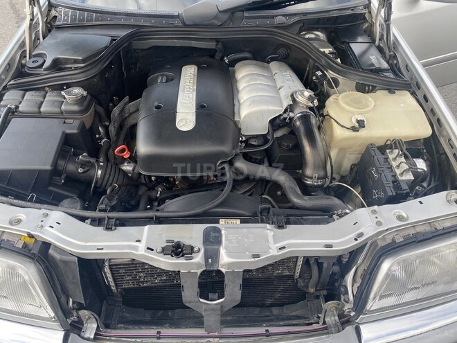 Mercedes C 220 1999, 415,650 km - 2.2 л - Bakı
