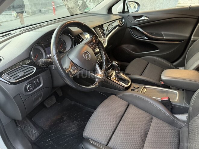 Opel Astra 2017, 170,000 km - 1.6 l - Bakı