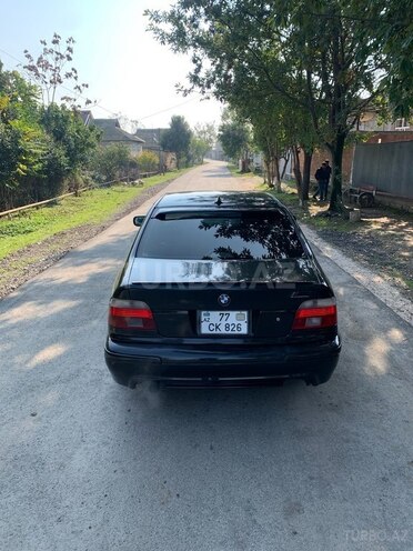 BMW 528 2000, 322,180 km - 2.8 л - Cəlilabad