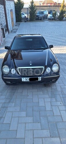 Mercedes E 240 2000, 256,705 km - 2.4 l - Sabirabad