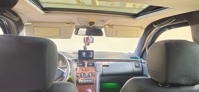 Mercedes E 200 1997, 550,100 km - 2.0 l - Bakı