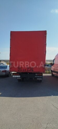 Mercedes Vario-2