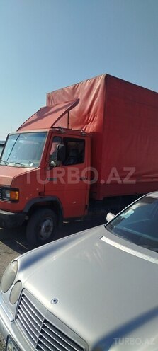 Mercedes Vario-5