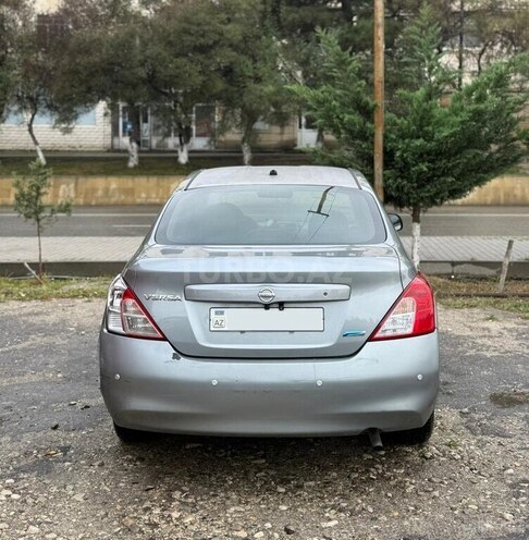Nissan Versa 2013, 180,000 km - 1.6 l - Bakı