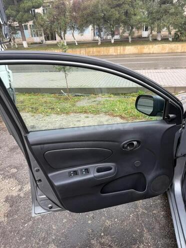 Nissan Versa 2013, 180,000 km - 1.6 l - Bakı