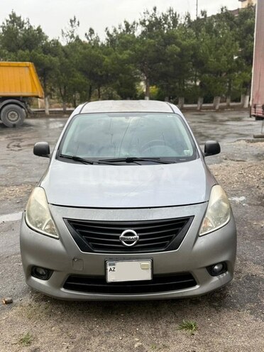Nissan Versa 2013, 180,000 km - 1.6 l - Bakı