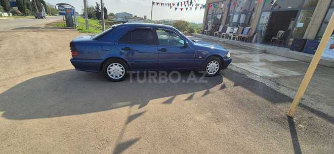 Mercedes C 200 1999, 272,000 km - 2.0 l - Sumqayıt