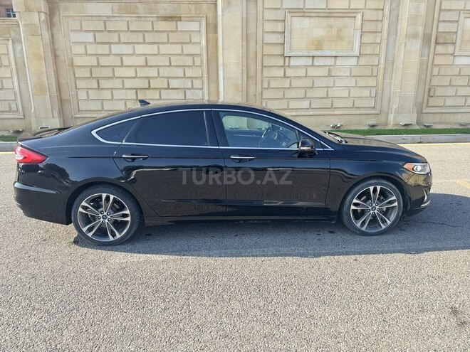 Ford Fusion (North America) 2019, 130,000 km - 2.0 л - Bakı
