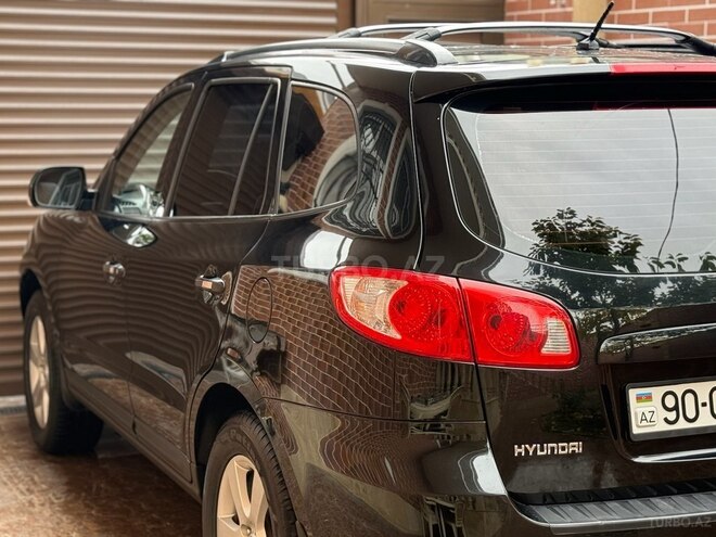 Hyundai Santa Fe-5
