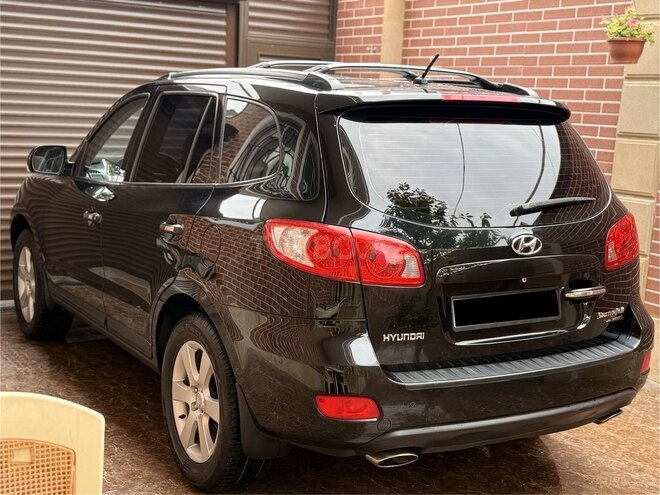 Hyundai Santa Fe-2