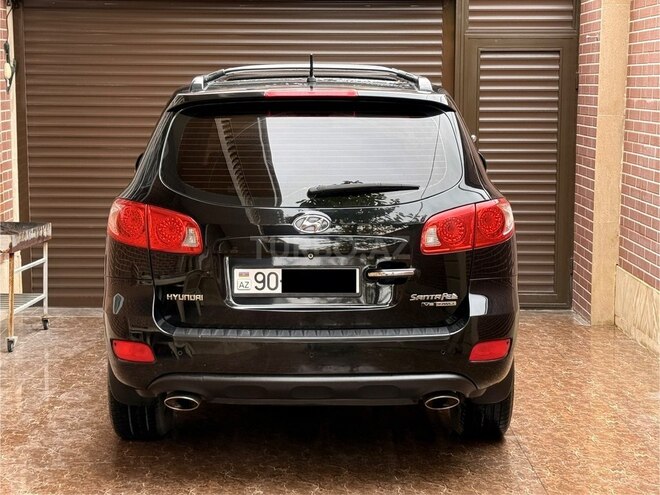 Hyundai Santa Fe-6