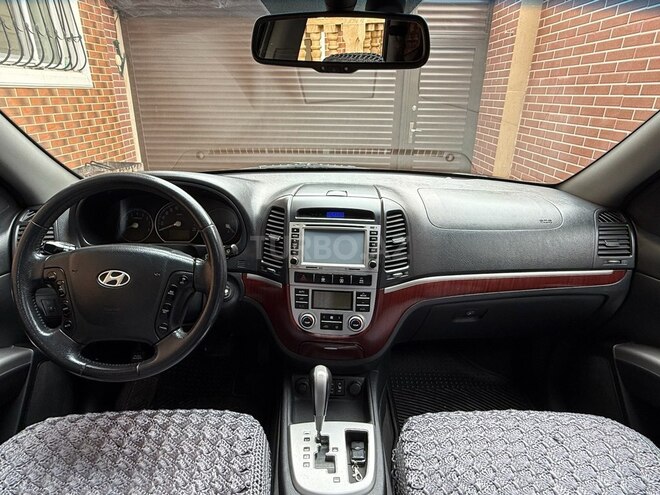Hyundai Santa Fe-8
