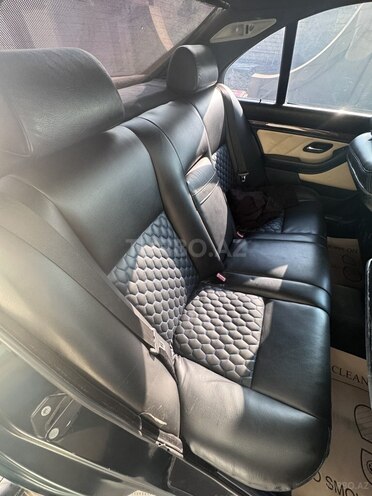 BMW 528 1996, 250,000 km - 2.8 l - Şirvan