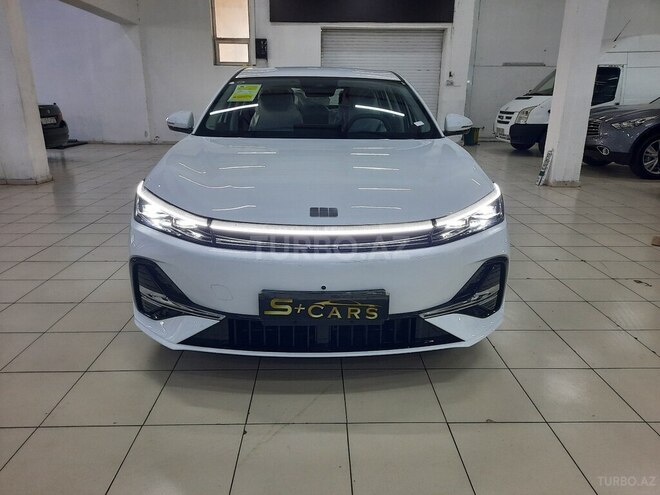 Geely Galaxy A7-1