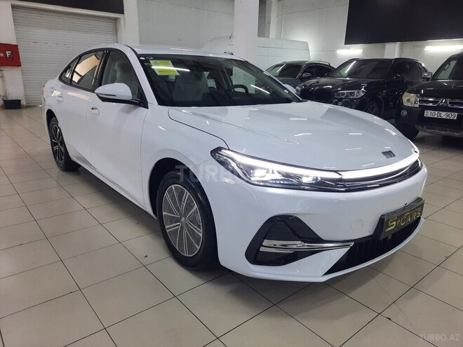 Geely Galaxy A7-2