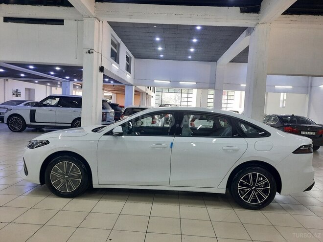 Geely Galaxy A7-7