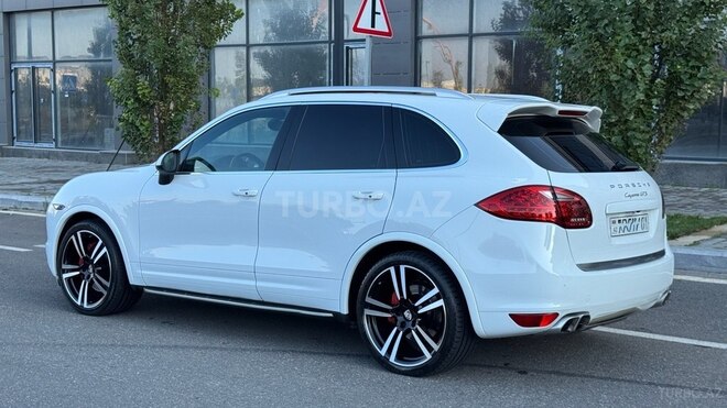 Porsche Cayenne GTS 2013, 161,000 km - 4.8 l - Bakı