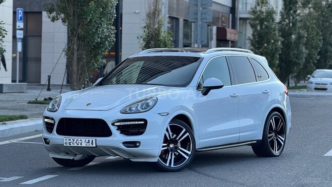Porsche Cayenne GTS 2013, 161,000 km - 4.8 l - Bakı