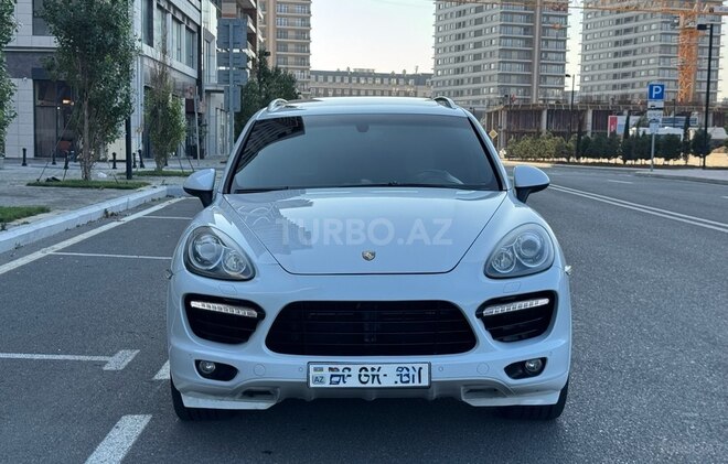 Porsche Cayenne GTS 2013, 161,000 km - 4.8 l - Bakı