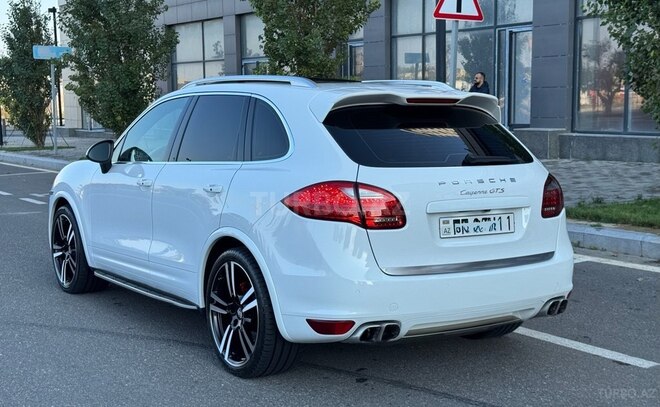Porsche Cayenne GTS 2013, 161,000 km - 4.8 l - Bakı
