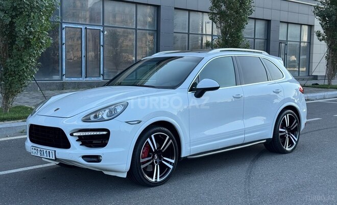 Porsche Cayenne GTS 2013, 161,000 km - 4.8 l - Bakı