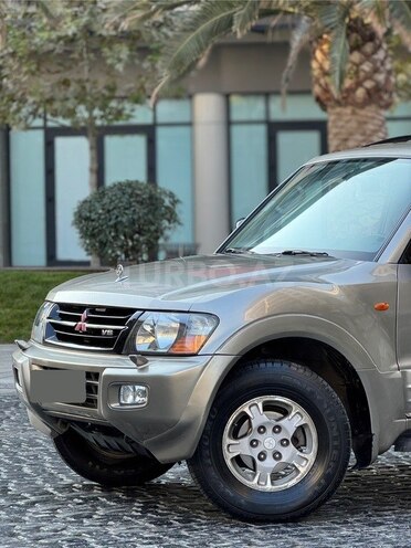 Mitsubishi Pajero 2001, 280,000 km - 3.5 l - Bakı