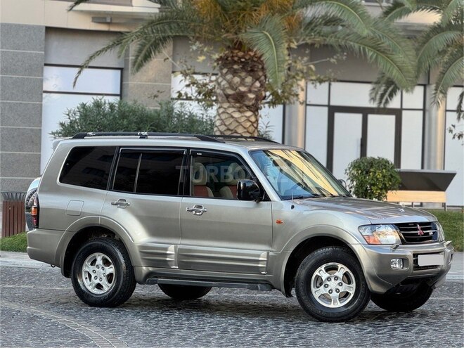 Mitsubishi Pajero 2001, 280,000 km - 3.5 l - Bakı