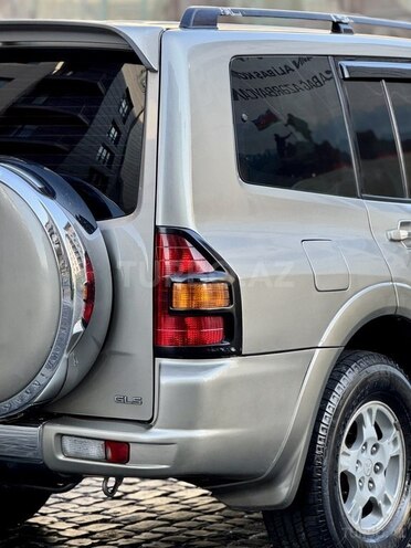 Mitsubishi Pajero 2001, 280,000 km - 3.5 l - Bakı