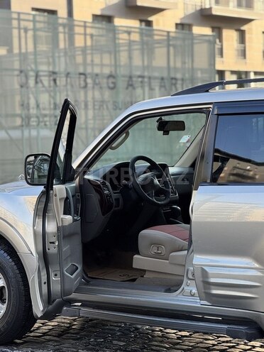 Mitsubishi Pajero 2001, 280,000 km - 3.5 l - Bakı