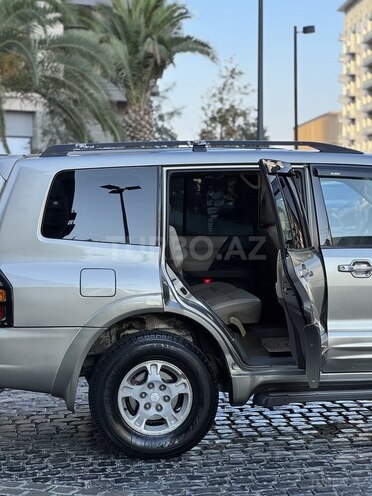 Mitsubishi Pajero 2001, 280,000 km - 3.5 l - Bakı