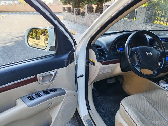 Hyundai Santa Fe 2008, 218,000 km - 2.7 l - Zaqatala