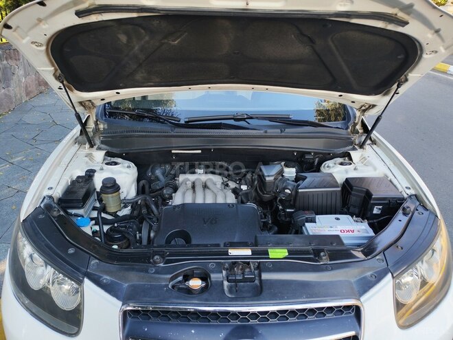 Hyundai Santa Fe 2008, 218,000 km - 2.7 l - Zaqatala