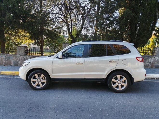 Hyundai Santa Fe 2008, 218,000 km - 2.7 l - Zaqatala