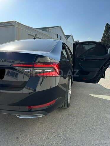 Skoda Superb 2022, 40,000 km - 2.0 л - Bakı