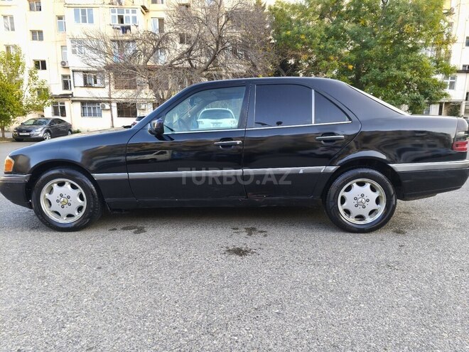Mercedes C 220 1996, 390,000 km - 2.2 л - Bakı