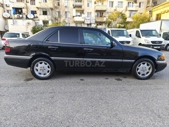 Mercedes C 220 1996, 390,000 km - 2.2 л - Bakı