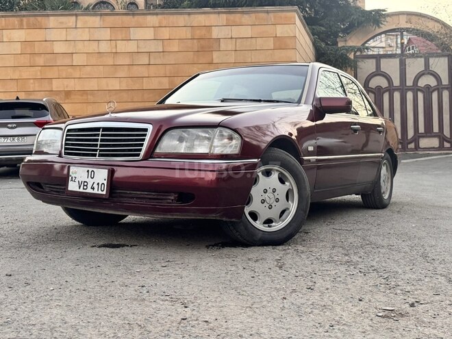 Mercedes C 220 1995, 397,500 km - 2.2 л - Bakı