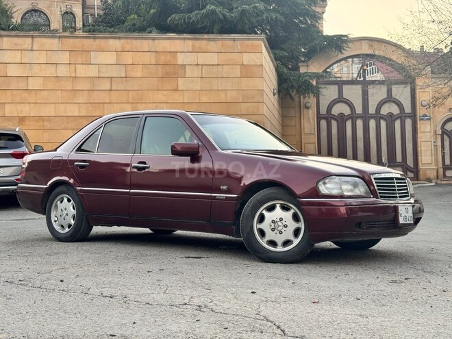 Mercedes C 220 1995, 397,500 km - 2.2 л - Bakı