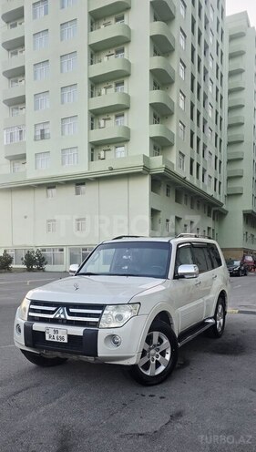 Mitsubishi Pajero 2007, 253,000 km - 3.0 л - Bakı