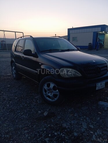 Mercedes ML 320 4MATIC 1998, 329,000 km - 3.2 л - İsmayıllı
