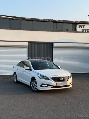 Hyundai Sonata-2