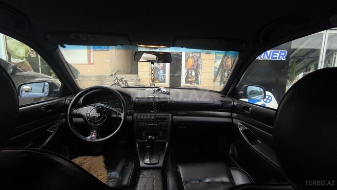 Audi A4 1998, 285,875 km - 2.8 l - Bakı