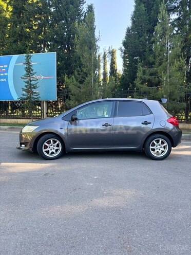 Toyota Auris 2008, 280,000 km - 1.4 l - Mingəçevir