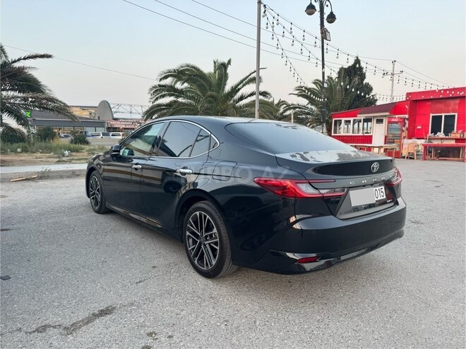 Toyota Camry 2024, 10,500 km - 2.0 l - Bakı