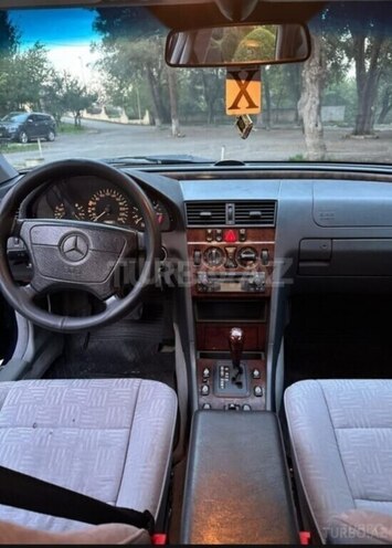 Mercedes C 200 1997, 238,642 km - 2.0 л - Cəlilabad